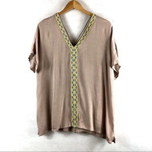 Umgee boho tunic shirt V neck embroiled front